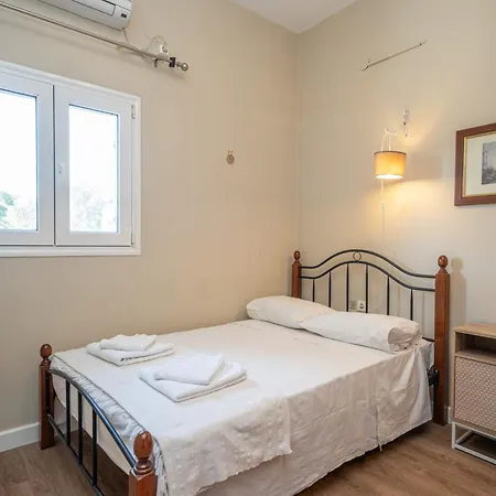 فيلة Sorina Kefalonia سفوروناتا