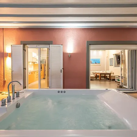 Sorina Kefalonia فيلة *