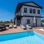 Sorina Kefalonia Vila *