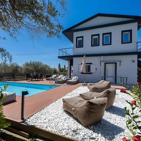 Sorina Kefalonia *